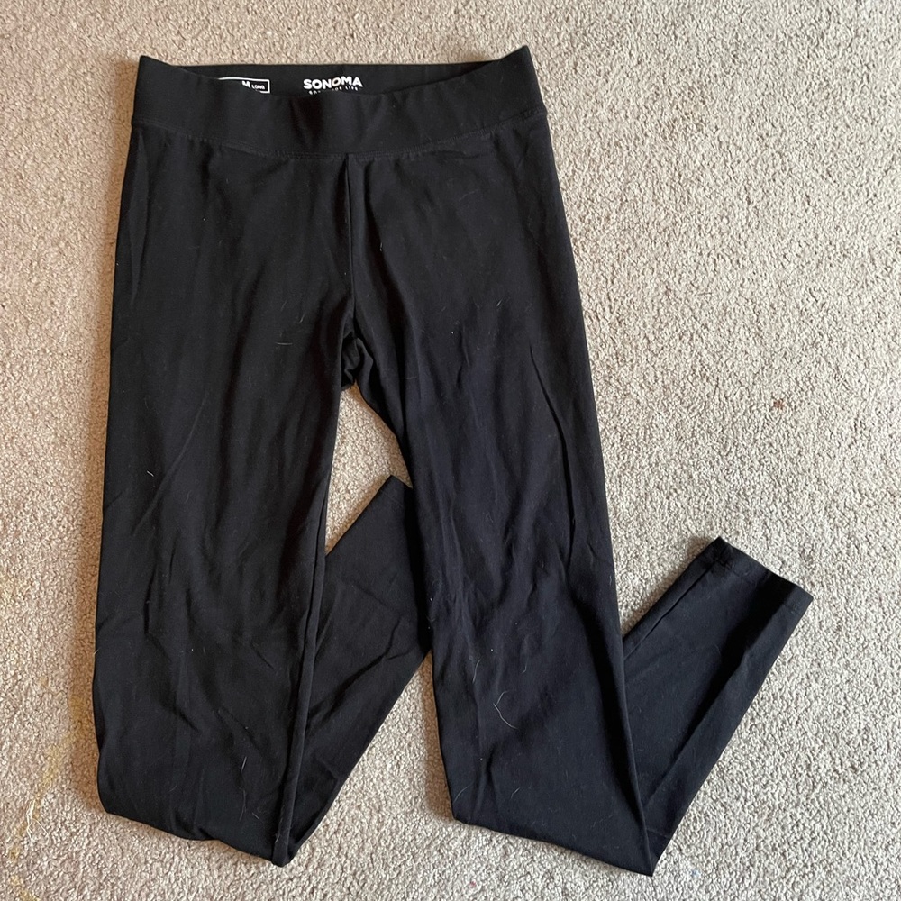 black leggings